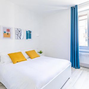 Studio met een King Size Bed
